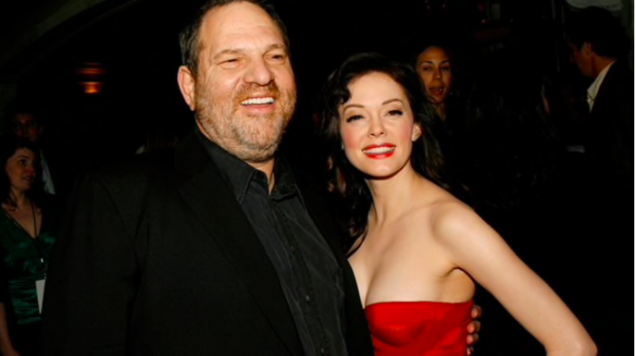 La primera actriz que denunció a Harvey Weinstein narra como la violó: «Me consolaron diciéndome que era algo que podía me ayudar en mi carrera en el futuro» La primera actriz que denunció a Harvey Weinstein narra como la violó: «Me consolaron diciéndome que era algo que podía me ayudar en mi carrera en el futuro»