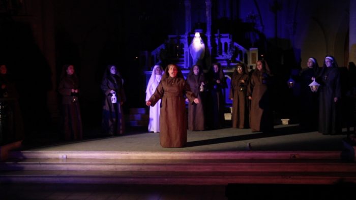 Función gratuita ópera Suor Angélica en Parroquia Jesús Nazareno Función gratuita ópera Suor Angélica en Parroquia Jesús Nazareno