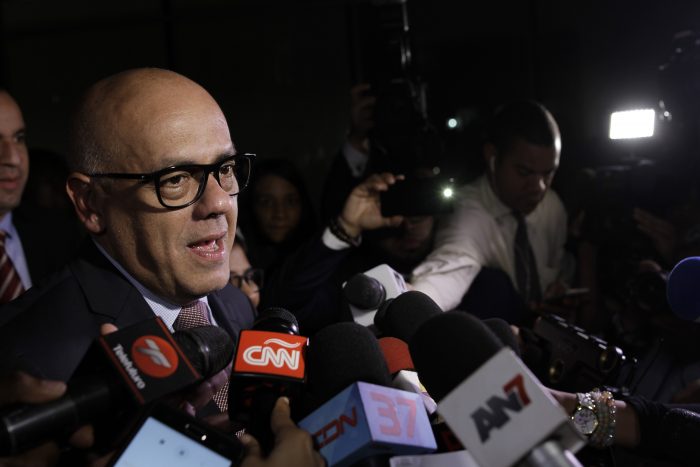 Gobierno y oposición venezolana retoman diálogo en República Dominicana Gobierno y oposición venezolana retoman diálogo en República Dominicana