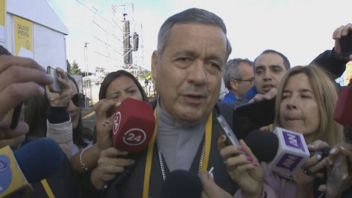 Importante cardenal de EE.UU. hace dura crítica a los dichos del papa sobre obispo Barros Importante cardenal de EE.UU. hace dura crítica a los dichos del papa sobre obispo Barros