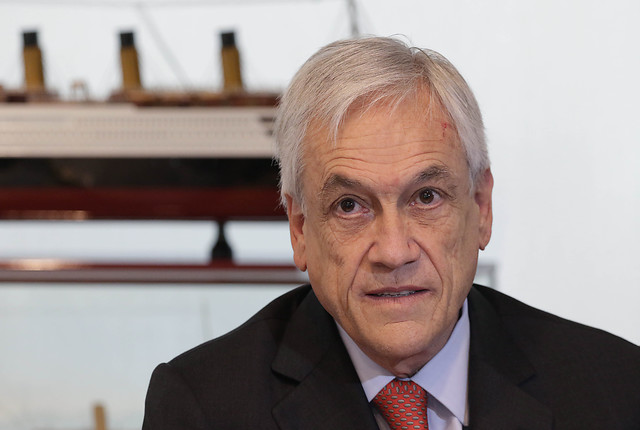 Piñera se reunió con su comité político previo a nominación de intendentes y subsecretarios Piñera se reunió con su comité político previo a nominación de intendentes y subsecretarios