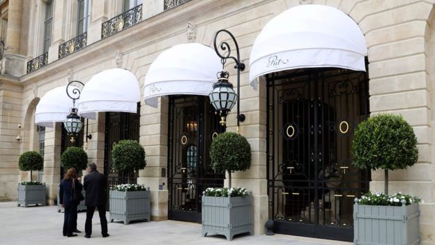 Asaltan joyería del hotel Ritz en París y se llevan botín evaluado en US$4,8 millones Asaltan joyería del hotel Ritz en París y se llevan botín evaluado en US$4,8 millones