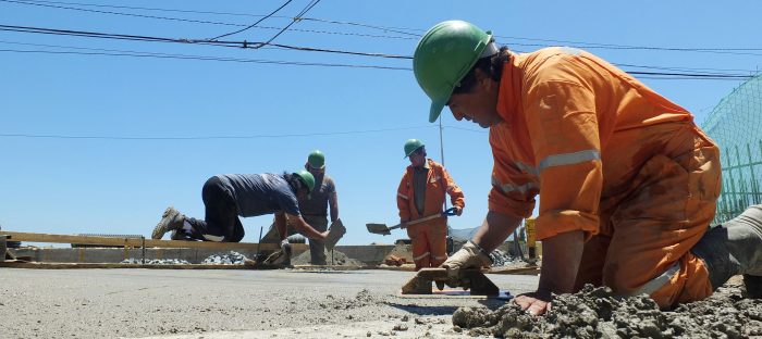 Reducción de la jornada laboral: una reforma necesaria Reducción de la jornada laboral: una reforma necesaria