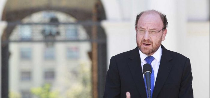 Otro que se repetirá el plato: Alfredo Moreno dejaría la CPC para sumarse al gabinete de Piñera Otro que se repetirá el plato: Alfredo Moreno dejaría la CPC para sumarse al gabinete de Piñera