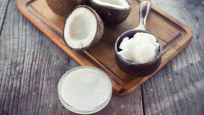 ¿Puede el aceite de coco, lleno de grasas saturadas, ser bueno para la salud? ¿Puede el aceite de coco, lleno de grasas saturadas, ser bueno para la salud?