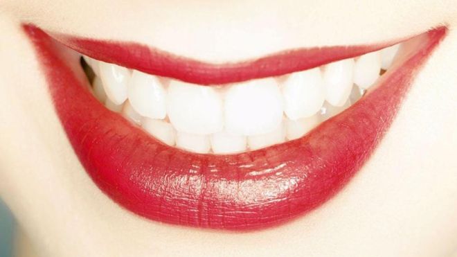 Por qué tener los dientes blancos no significa necesariamente que estén sanos Por qué tener los dientes blancos no significa necesariamente que estén sanos