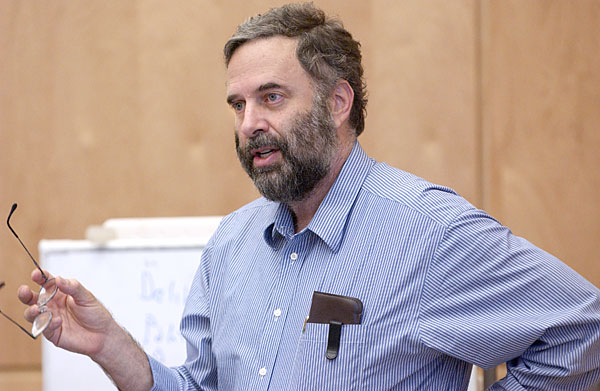Experto mundial en nuevos modelos de democracia: “En el actual sistema electoral hay un intento permanente por manipular la voluntad de la gente” Experto mundial en nuevos modelos de democracia: “En el actual sistema electoral hay un intento permanente por manipular la voluntad de la gente”