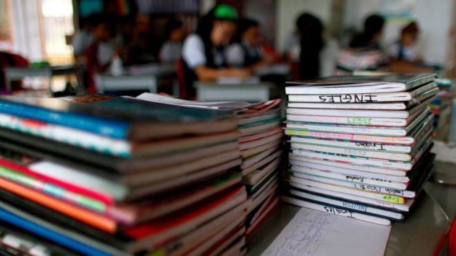 El país que prohibió que se enseñe inglés a los niños en las escuelas El país que prohibió que se enseñe inglés a los niños en las escuelas