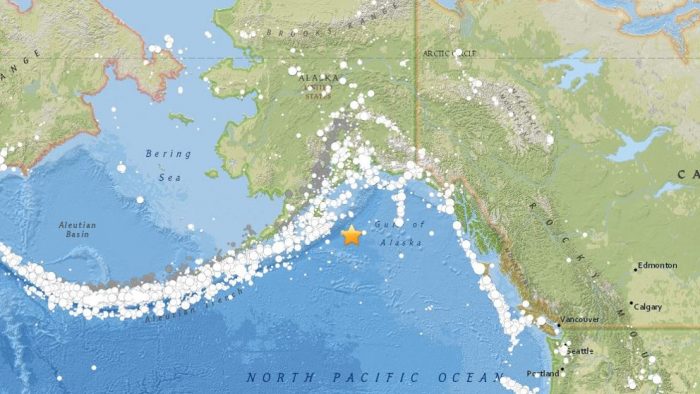Alerta de tsunami en el Pacífico por terremoto de 8,2 grados en Alaska Alerta de tsunami en el Pacífico por terremoto de 8,2 grados en Alaska