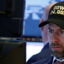 Estados Unidos: 5 claves para entender por qué el principal índice de Wall Street sufrió la mayor caída desde 2011