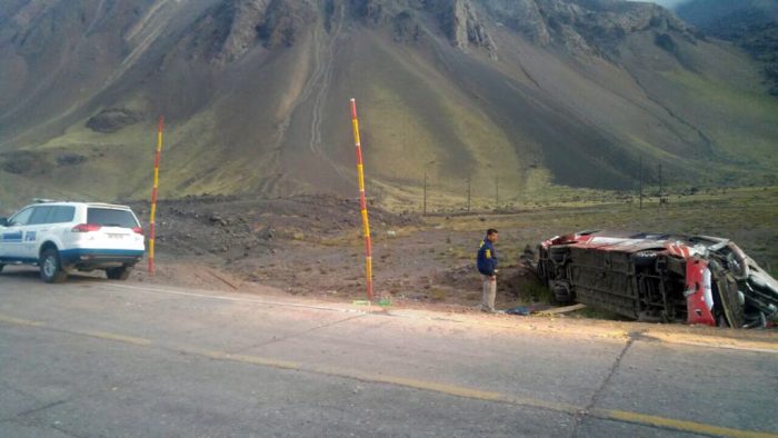 Bachelet y equipos de fútbol envían condolencias a víctimas de accidente en Mendoza que dejó 3 fallecidos Bachelet y equipos de fútbol envían condolencias a víctimas de accidente en Mendoza que dejó 3 fallecidos