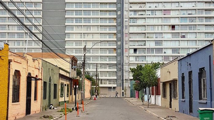 12 pisos máximo: alcalde de Estación Central busca limitar altura de los edificios para controlar los “guetos verticales” 12 pisos máximo: alcalde de Estación Central busca limitar altura de los edificios para controlar los