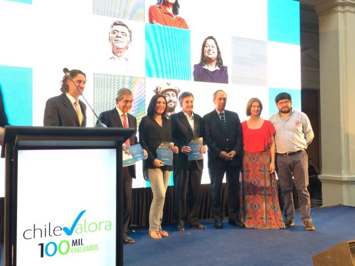 ChileValora celebra récord: 100.000 trabajadores y trabajadoras han sido evaluados para reconocer sus competencias laborales ChileValora celebra récord: 100.000 trabajadores y trabajadoras han sido evaluados para reconocer sus competencias laborales