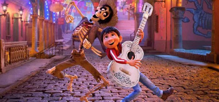 García Bernal y Natalia Lafourcade cantarán en los Óscar el tema de «Coco» García Bernal y Natalia Lafourcade cantarán en los Óscar el tema de «Coco»