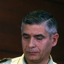 General Blu se toma descanso en medio de investigaciones por montaje de pruebas en Carabineros