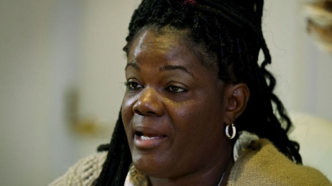 Cómo un peine de 48 centavos desató una demanda por discriminación racial en Estados Unidos Cómo un peine de 48 centavos desató una demanda por discriminación racial en Estados Unidos