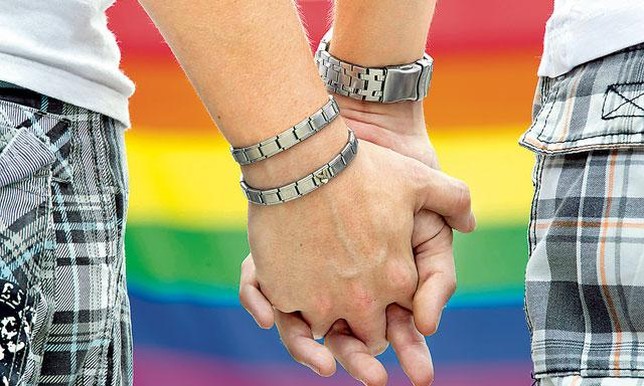 Corte de Apelaciones confirma sentencia contra imprenta que se negó a cotizar partes a pareja del mismo sexo