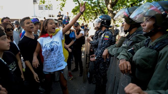 Corte Penal Internacional inicia exámenes preliminares para analizar represión policial en Venezuela durante manifestaciones