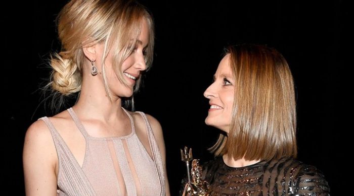 Jennifer Lawrence y Jodie Foster presentarán premio a Mejor Actriz en sustitución de Casey Affleck, acusado de acoso sexual Jennifer Lawrence y Jodie Foster presentarán premio a Mejor Actriz en sustitución de Casey Affleck, acusado de acoso sexual