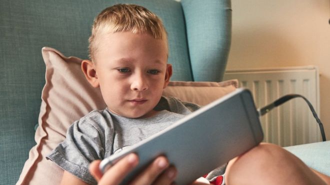 ¿Cuál es el mejor momento para darle a los niños un teléfono celular? ¿Cuál es el mejor momento para darle a los niños un teléfono celular?
