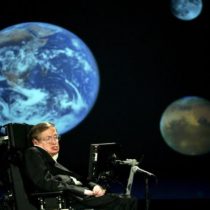 [VIDEO C+C] Los aportes de Stephen Hawking a la astrofísica moderna