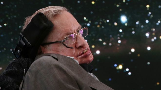 El Dios “innecesario”: así explicaba Stephen Hawking por qué no creía que el universo hubiera sido creado por un ser superior El Dios “innecesario”: así explicaba Stephen Hawking por qué no creía que el universo hubiera sido creado por un ser superior