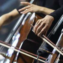 Qué es el “shock acústico” que obligó a un violista a retirarse de la orquesta de la Royal Opera House de Londres