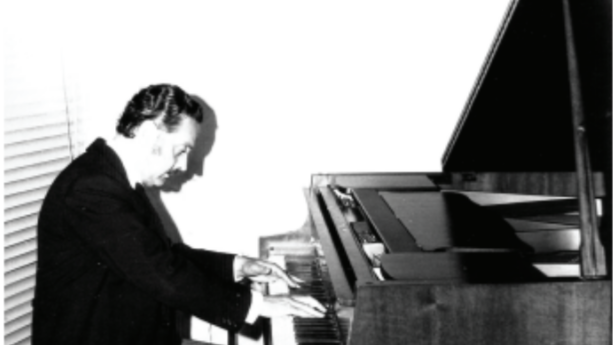 Concierto de piano con Fernando Ulloa en Escuela Moderna de Música y Danza Concierto de piano con Fernando Ulloa en Escuela Moderna de Música y Danza