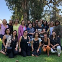 Encuentro socio-cultural de Asociación de Mujeres Periodistas en Viña Undurraga