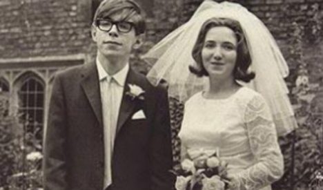 Las dos esposas de Stephen Hawking - El Mostrador