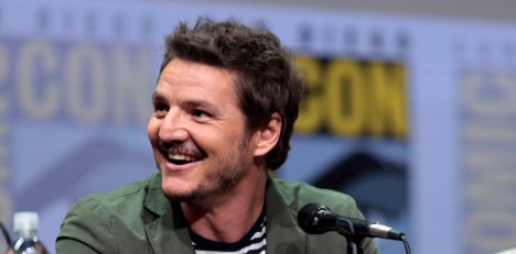 This is the way: Pedro Pascal reafirma su apoyo a Boric con nuevo video en el que llama a votar por el candidato de Apruebo Dignidad
