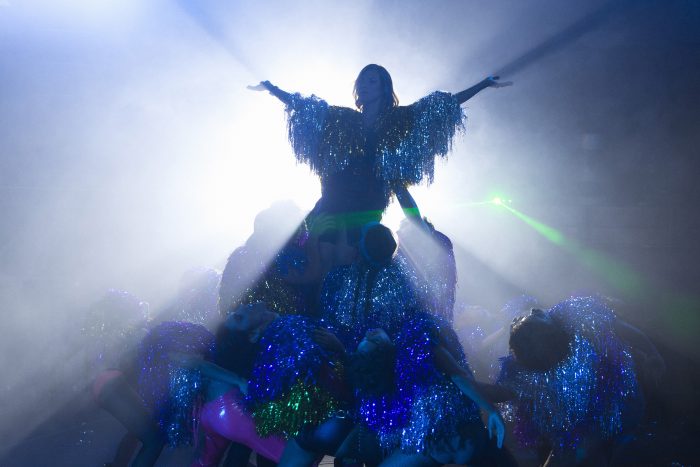 Una Mujer Fantástica: Chile mirándose al espejo Una Mujer Fantástica: Chile mirándose al espejo