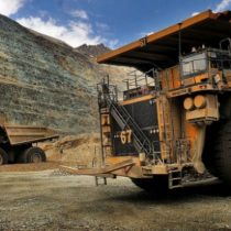 Producción industrial anotó alza en noviembre y minería se llevó todos los aplausos