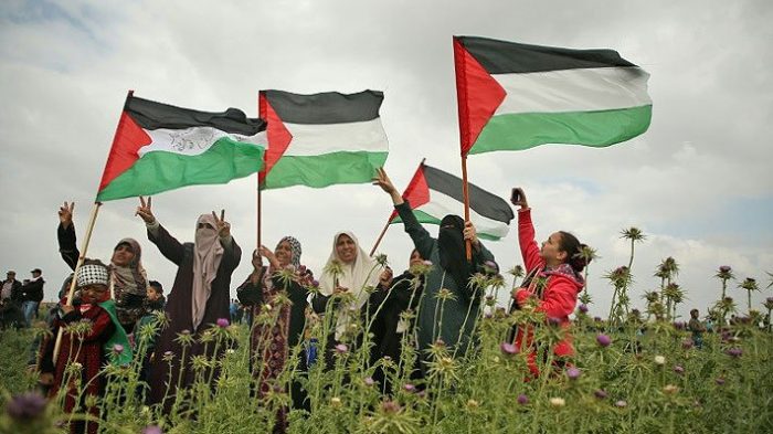 Palestinos hacen jornada de huelga y luto nacional por los 16 muertos en Gaza Palestinos hacen jornada de huelga y luto nacional por los 16 muertos en Gaza