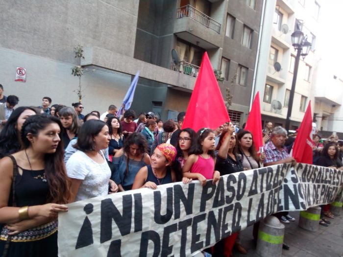 Manifestantes protestan por cambio de protocolo de objeción de conciencia Manifestantes protestan por cambio de protocolo de objeción de conciencia