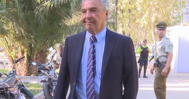 Renunciado subsecretario de Redes Asistenciales de Piñera responsabiliza al “egoísmo de grupos de poder” por su caída Renunciado subsecretario de Redes Asistenciales de Piñera responsabiliza al