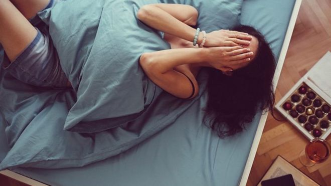 «Orbiting», como el «ghosting» pero más cruel: la nueva tendencia en los tiempos del desamor en las redes sociales «Orbiting», como el «ghosting» pero más cruel: la nueva tendencia en los tiempos del desamor en las redes sociales