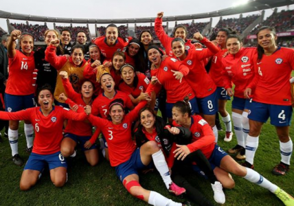 Chile Clasifica Al Mundial Mientras Jugadora Da Cuenta Del Poco Apoyo A La Seleccion Femenina He Dejado Muchas Cosas Por El Futbol Y El Futbol No Nos Da Nada El Mostrador