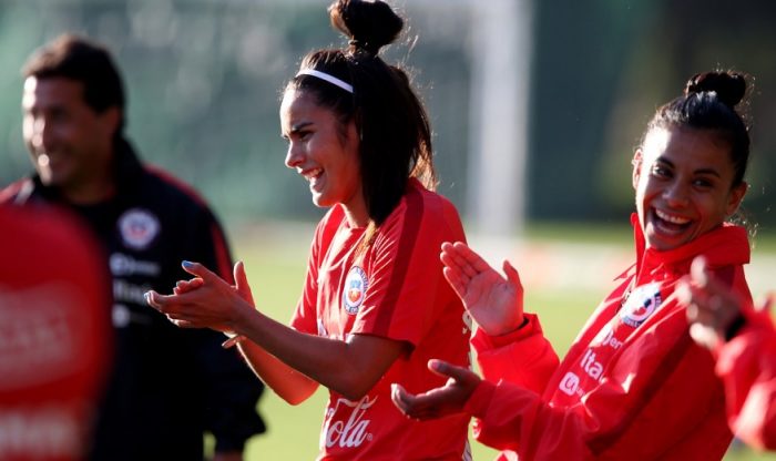 Copa América Femenina: ONU Mujeres lanza campaña para promover la autoestima con más de 15.000 tarjetas blancas Copa América Femenina: ONU Mujeres lanza campaña para promover la autoestima con más de 15.000 tarjetas blancas