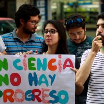 Convocan a marcha por la ciencia y el conocimiento en todo Chile