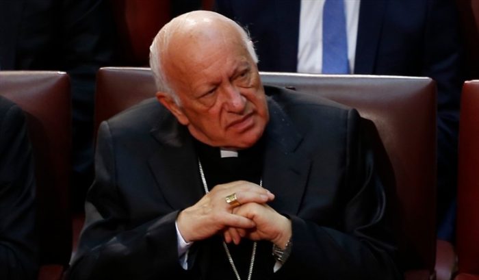 Ezzati da inicio a asamblea extraordinaria con clero chileno para analizar carta de Papa Francisco Ezzati da inicio a asamblea extraordinaria con clero chileno para analizar carta de Papa Francisco