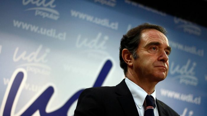 La ficha de Colonia Dignidad sobre Hernán Larraín que el ministro prefiere olvidar La ficha de Colonia Dignidad sobre Hernán Larraín que el ministro prefiere olvidar