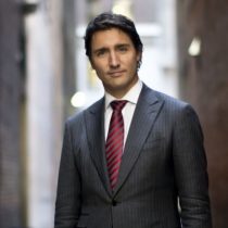 Trudeau pide restauración de democracia en Venezuela y apoya ataque a Siria