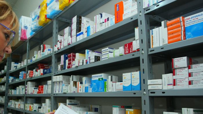 Minsal permitirá que chilenos puedan importar medicamentos a partir de enero Minsal permitirá que chilenos puedan importar medicamentos a partir de enero