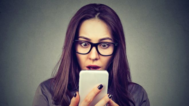 WhatsApp: cuáles son los riesgos de usar grupos públicos y qué datos dejan al descubierto WhatsApp: cuáles son los riesgos de usar grupos públicos y qué datos dejan al descubierto