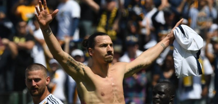 La inolvidable lección de Ibrahimovic a un pequeño fanático La inolvidable lección de Ibrahimovic a un pequeño fanático