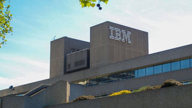 Cuáles son los riesgos de usar memorias USB en el trabajo y por qué IBM se las prohibió a sus empleados Cuáles son los riesgos de usar memorias USB en el trabajo y por qué IBM se las prohibió a sus empleados