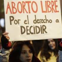 ¿Aborto libre en Chile?: agrupaciones feministas miran a Irlanda