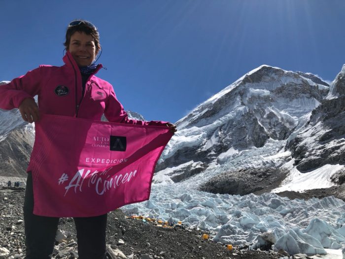 María Paz Valenzuela logró la hazaña de ascender el monte Everest tras superar un cáncer de mama