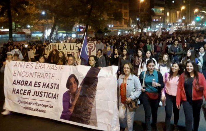 Contra la cultura de la violación: exitosa marcha feminista reunió a estudiantes, activistas y a la familia de Conchy Arregui Contra la cultura de la violación: exitosa marcha feminista reunió a estudiantes, activistas y a la familia de Conchy Arregui